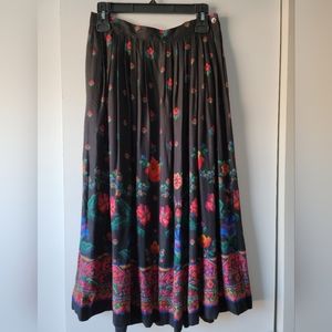Vintage Susan Bristol Size 10 Floral Skirt